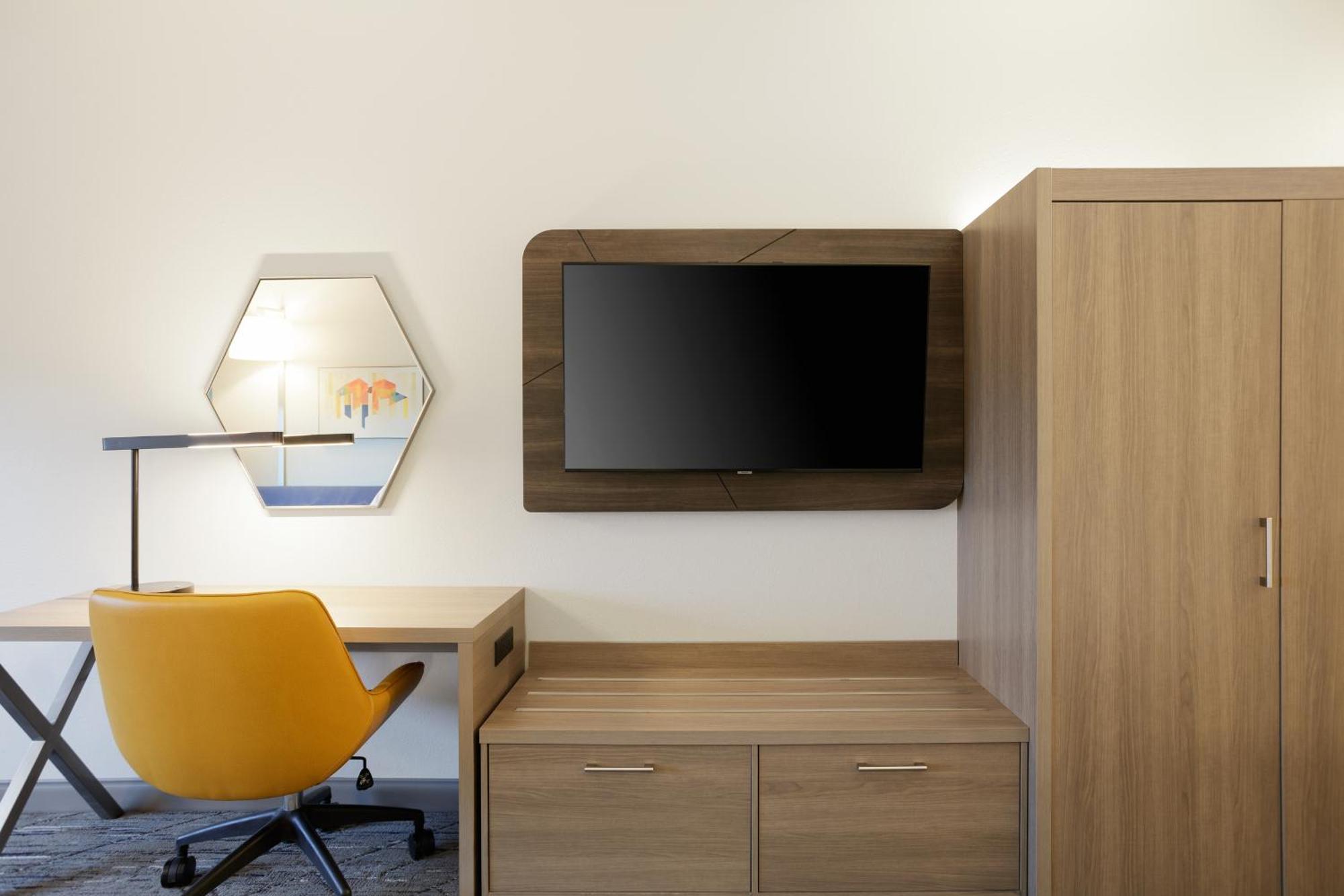 Holiday Inn Express Hotel & Suites Sanford By Ihg Dış mekan fotoğraf