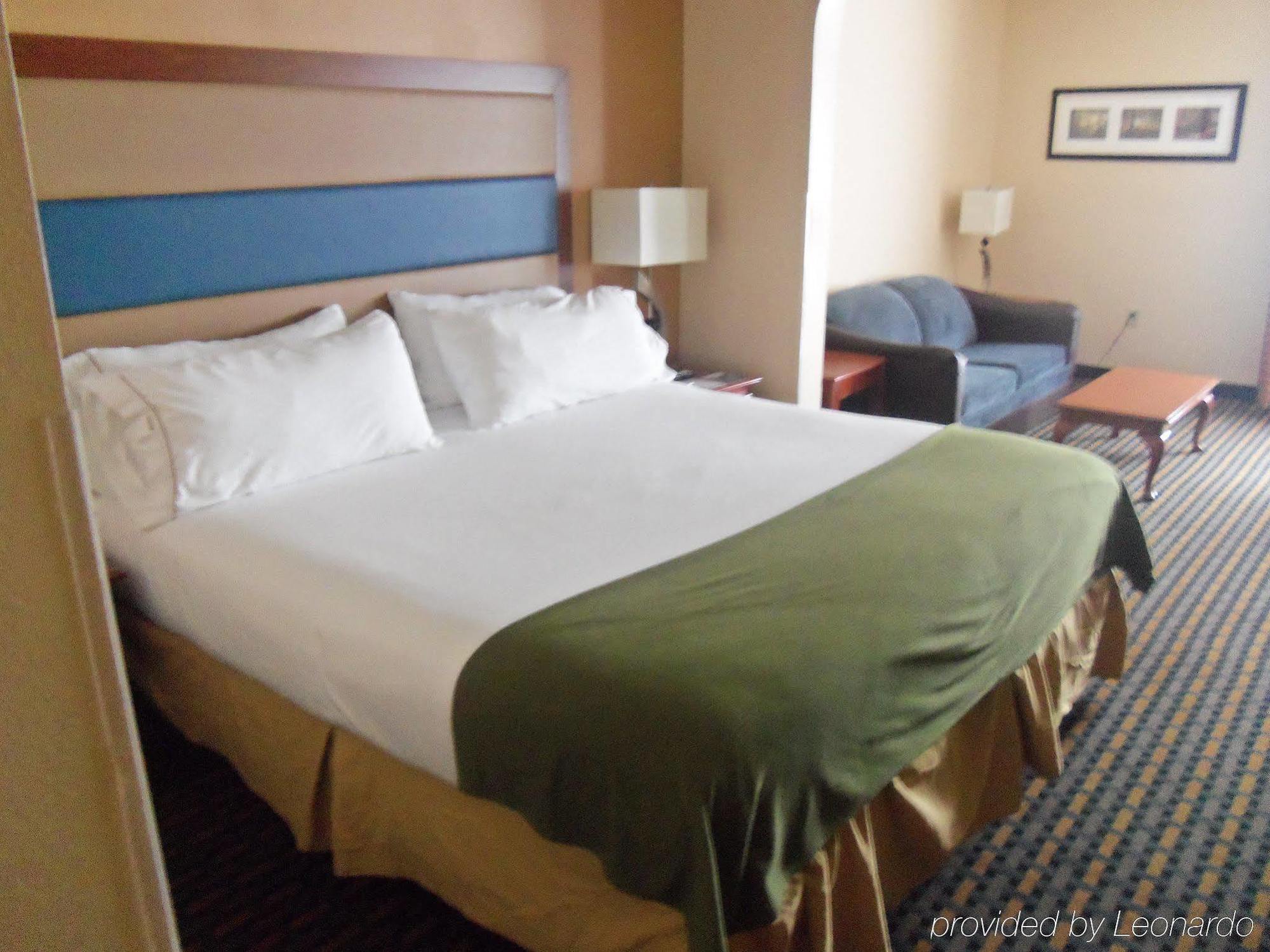 Holiday Inn Express Hotel & Suites Sanford By Ihg Dış mekan fotoğraf