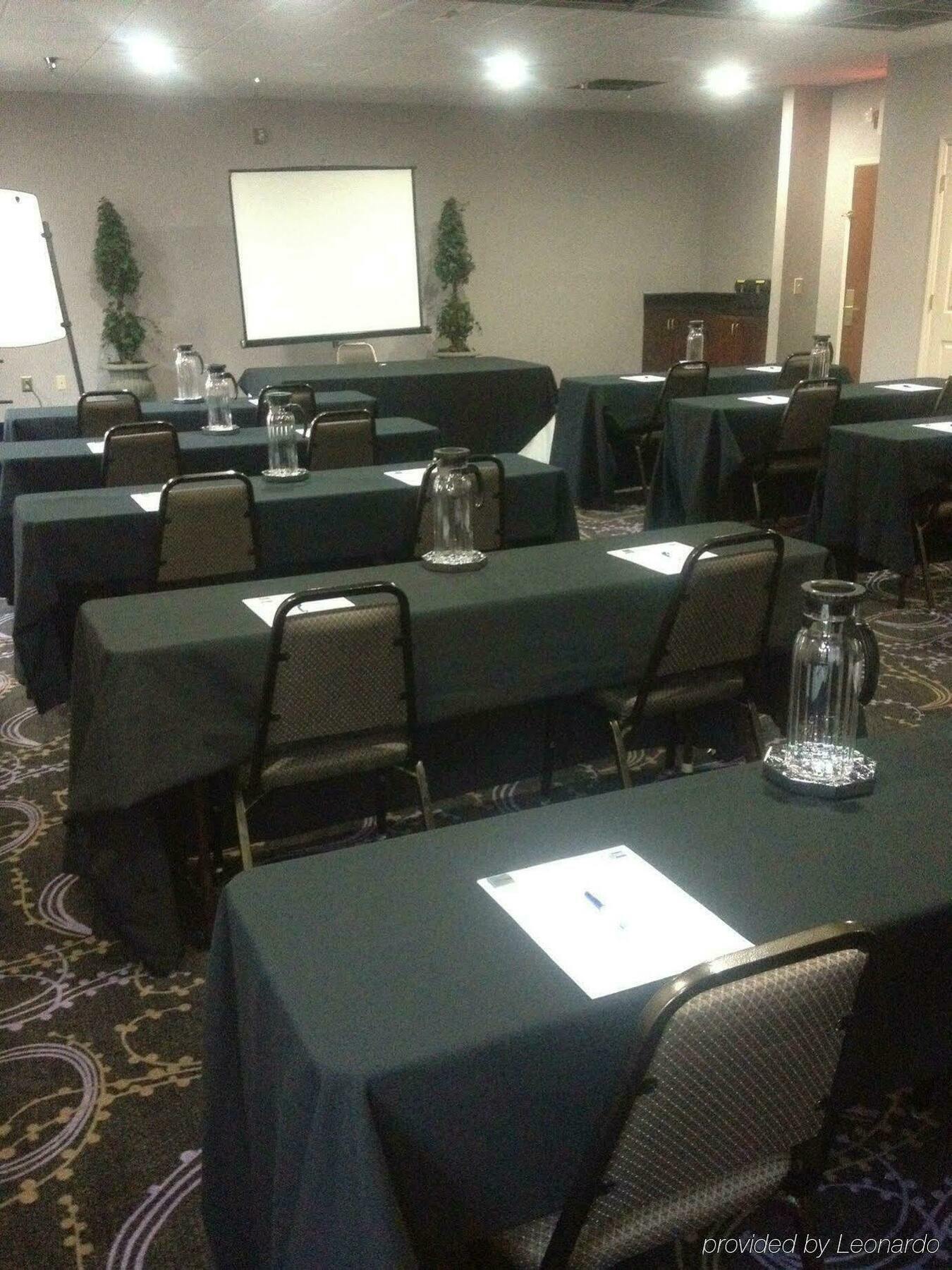 Holiday Inn Express Hotel & Suites Sanford By Ihg Dış mekan fotoğraf